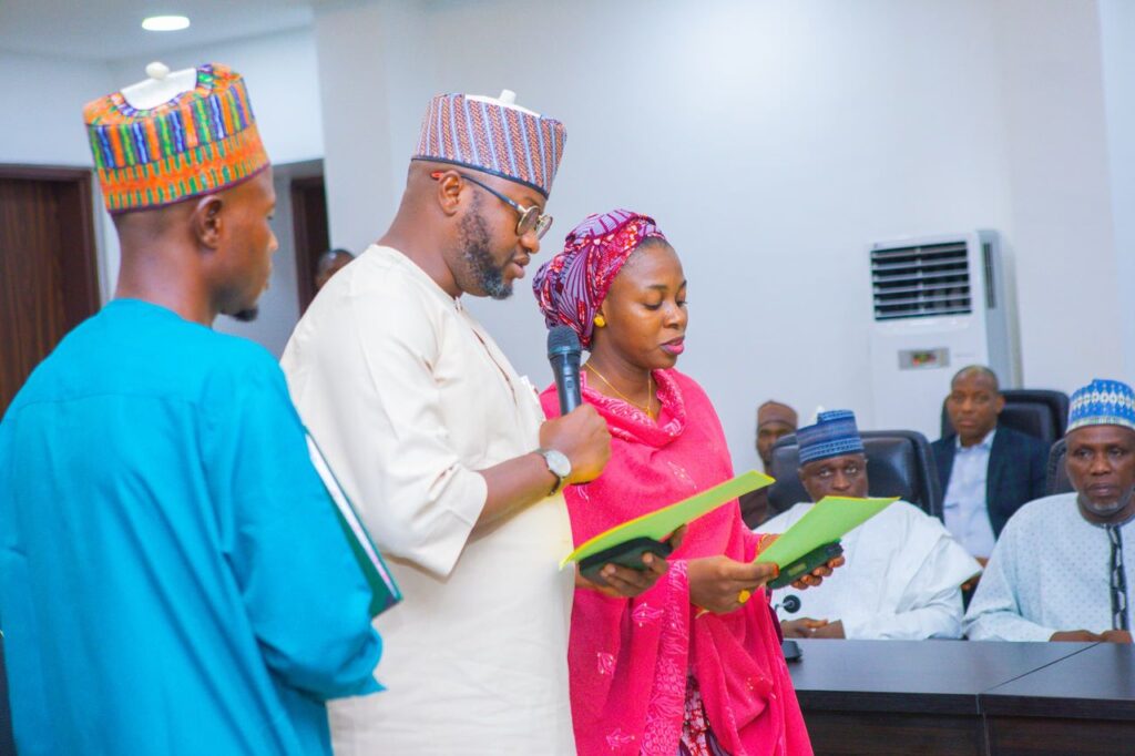 Kwara Governor Swaps Commissioners, Inaugurates Olohungbebe and Nnafatima